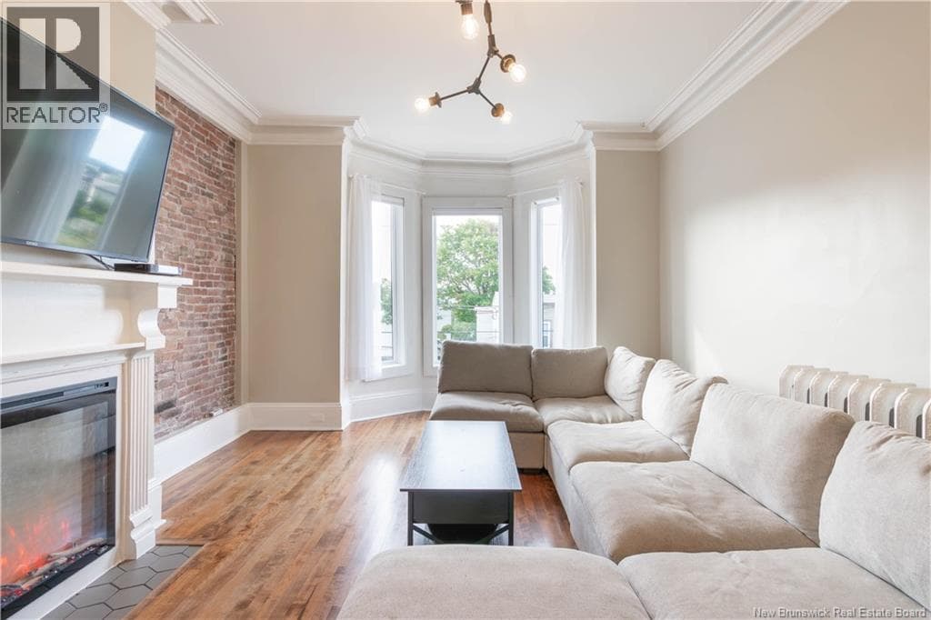 77 Mecklenburg Street, photo 19