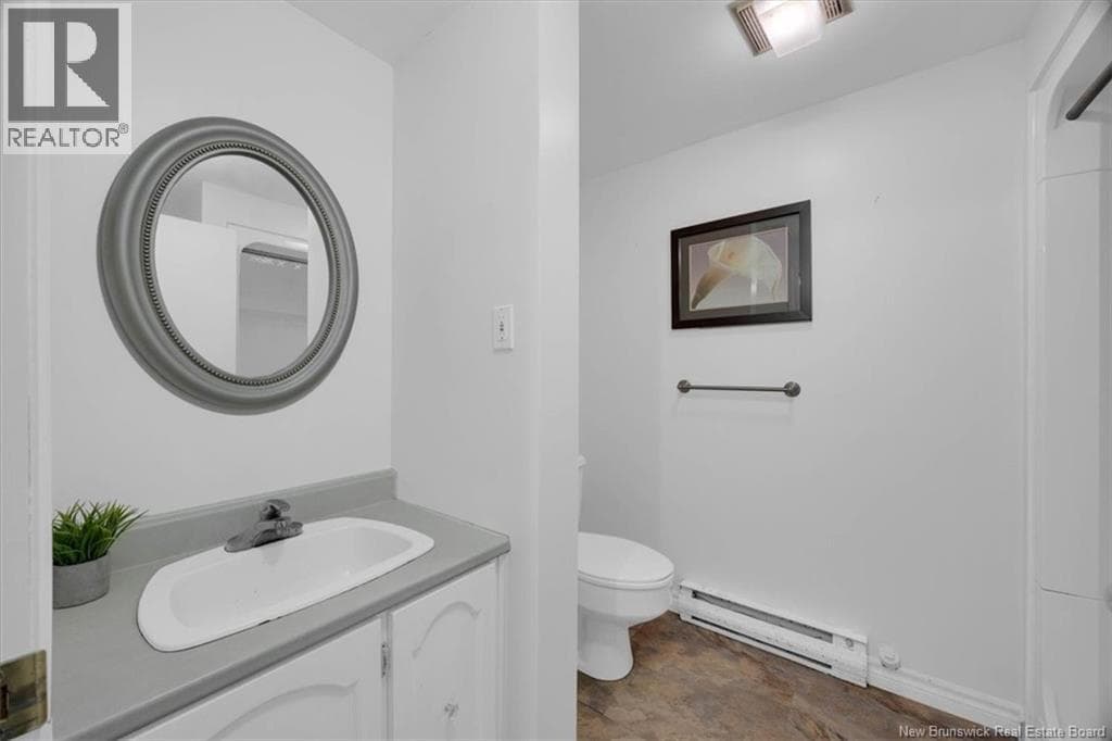 89 Ashfield Drive, photo 24