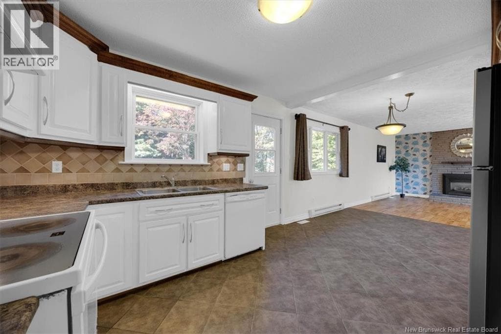 89 Ashfield Drive, photo 7