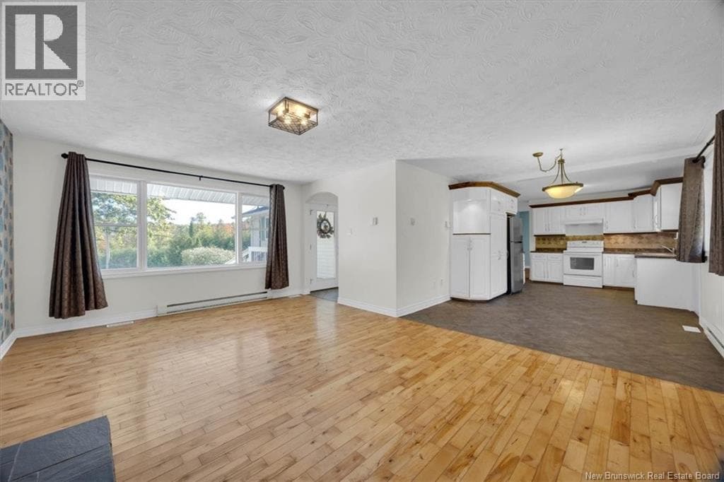 89 Ashfield Drive, photo 4