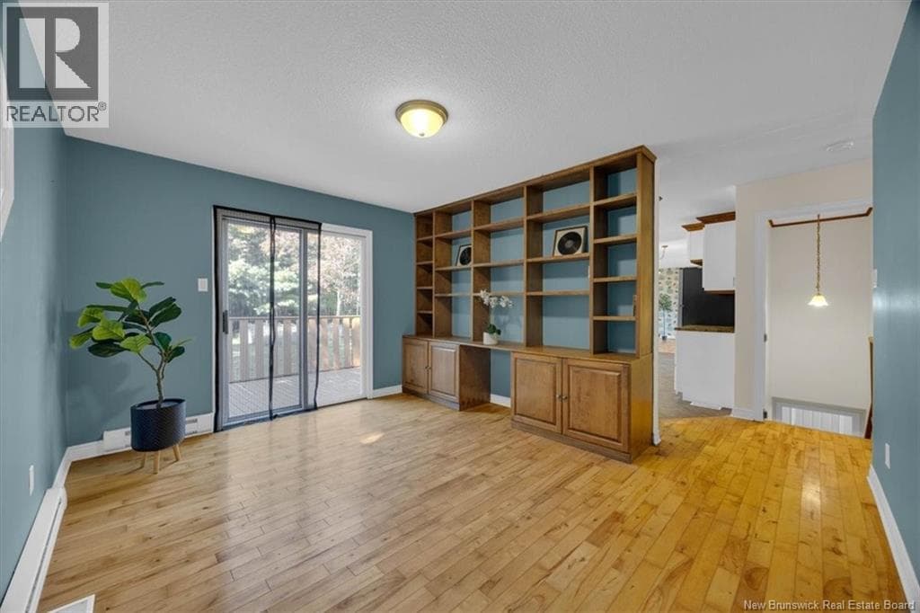 89 Ashfield Drive, photo 8