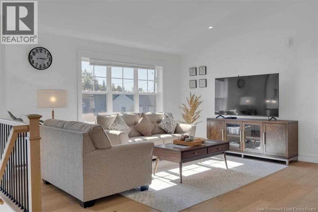 104 Montana Drive, photo 7