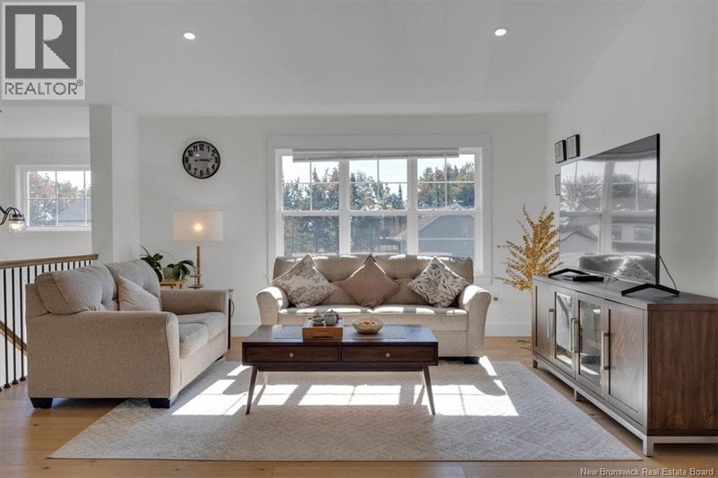 104 Montana Drive, photo 5