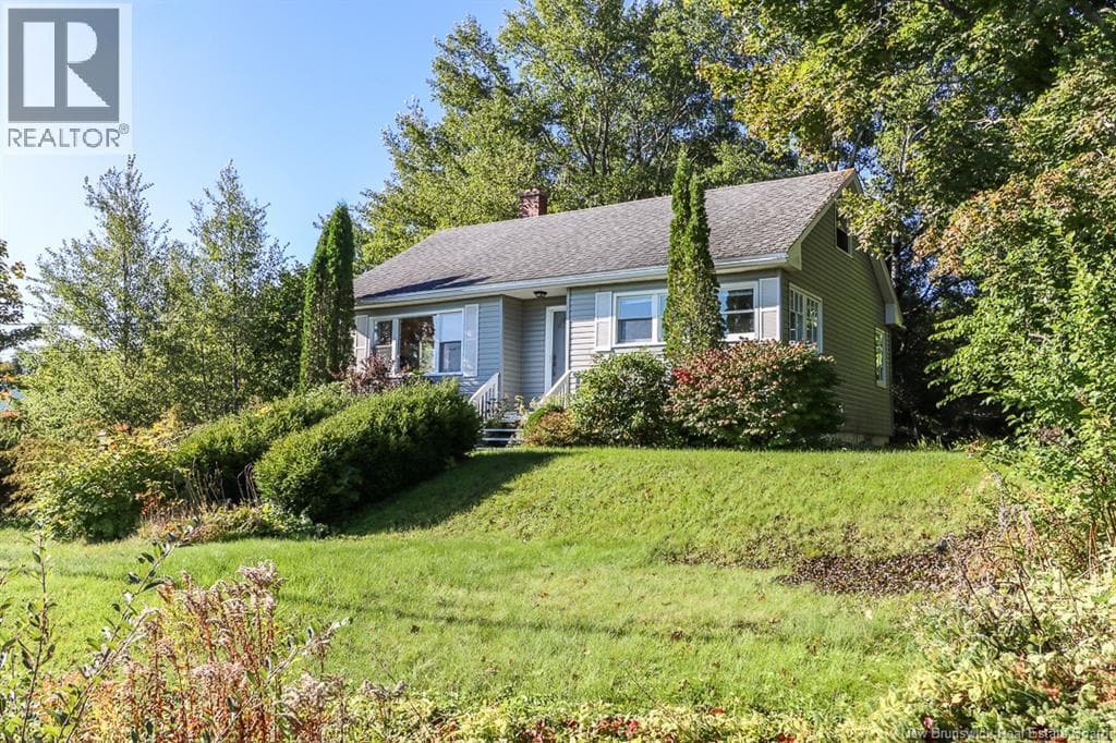 1024 Lorneville Road, photo 3