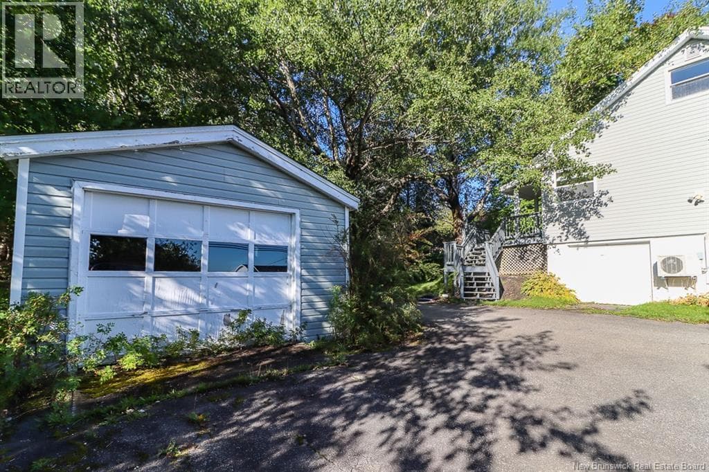 1024 Lorneville Road, photo 5