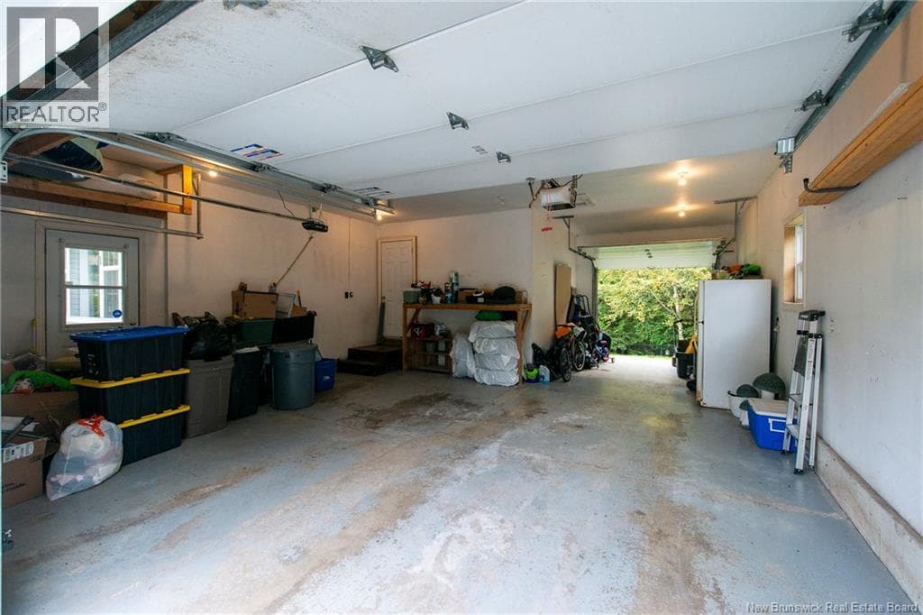 10 Queensbury Drive, photo 23