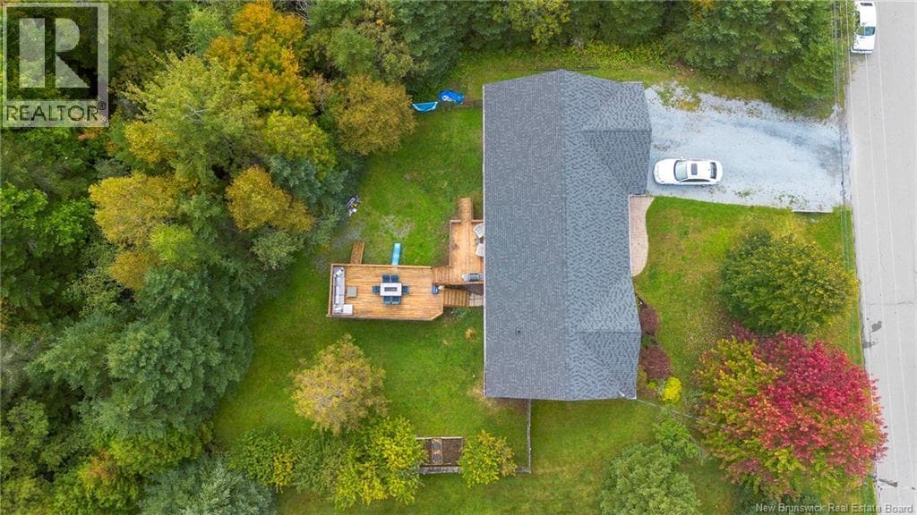 10 Queensbury Drive, photo 31