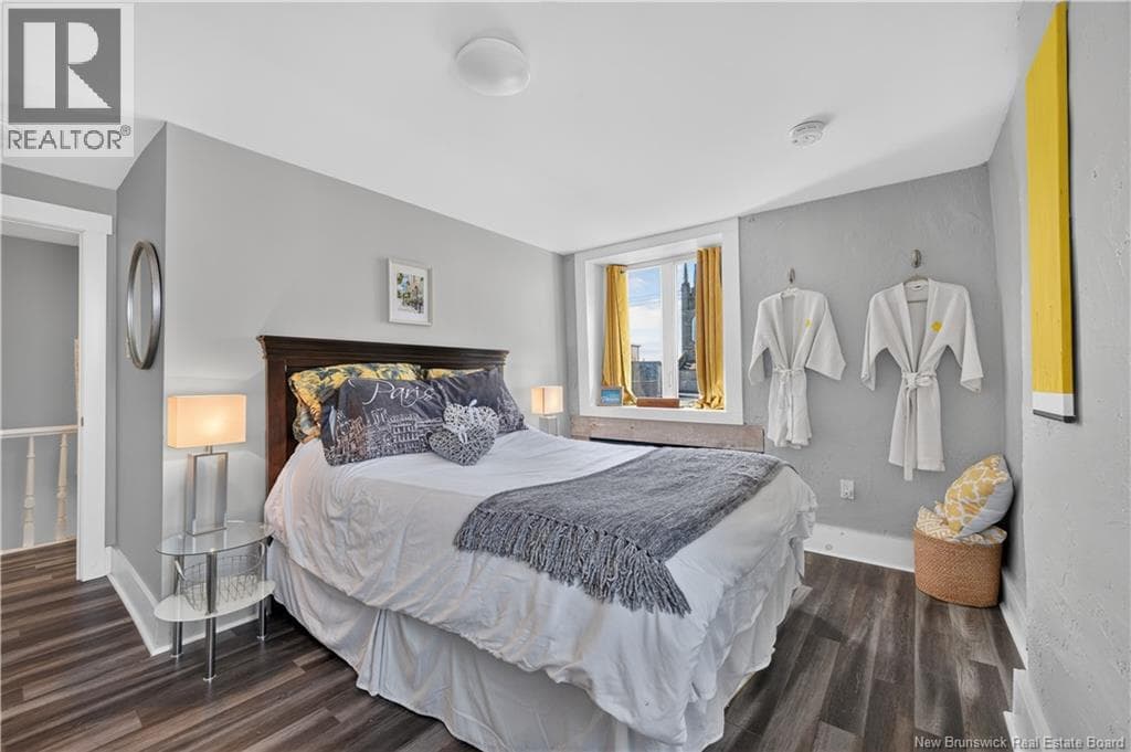 52 Dorchester Street, photo 33