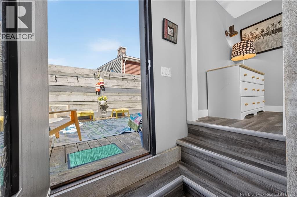 52 Dorchester Street, photo 46