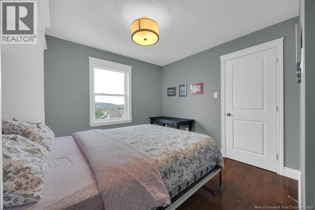 57 Colchester Drive, photo 25