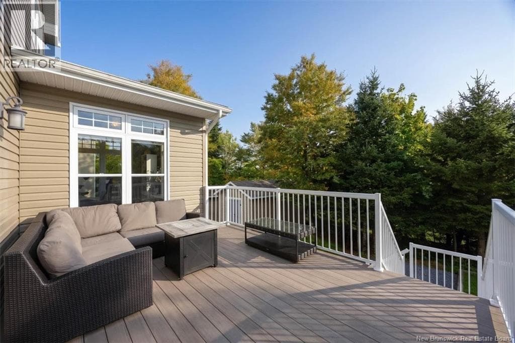 57 Colchester Drive, photo 34
