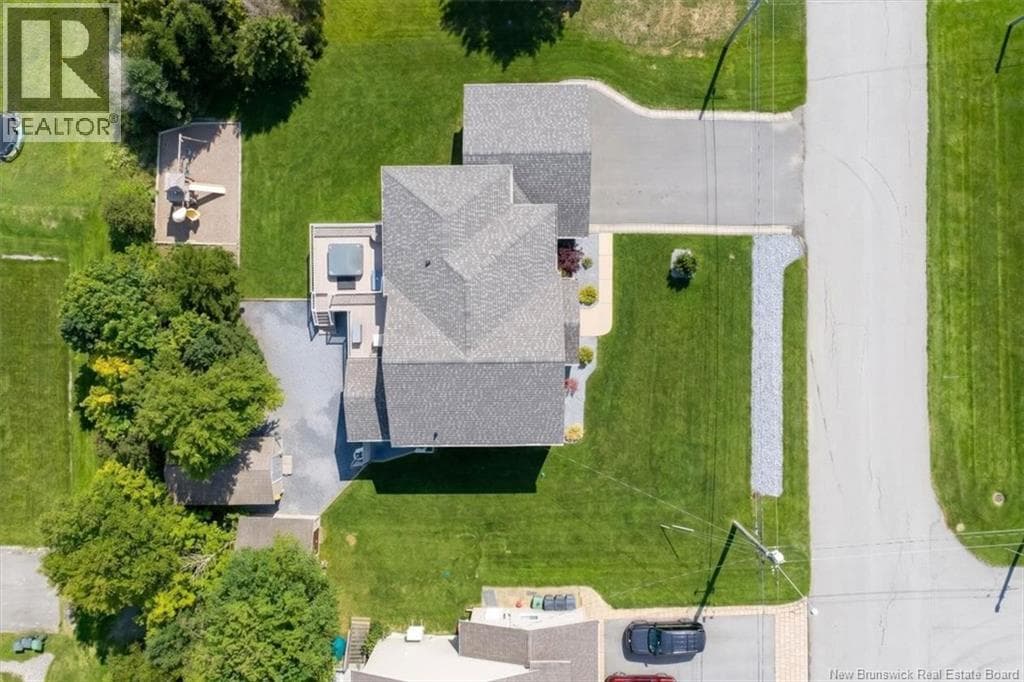 57 Colchester Drive, photo 40
