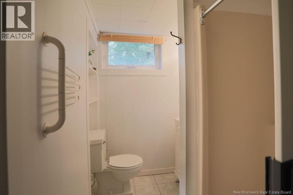 38 Forest Road, photo 31
