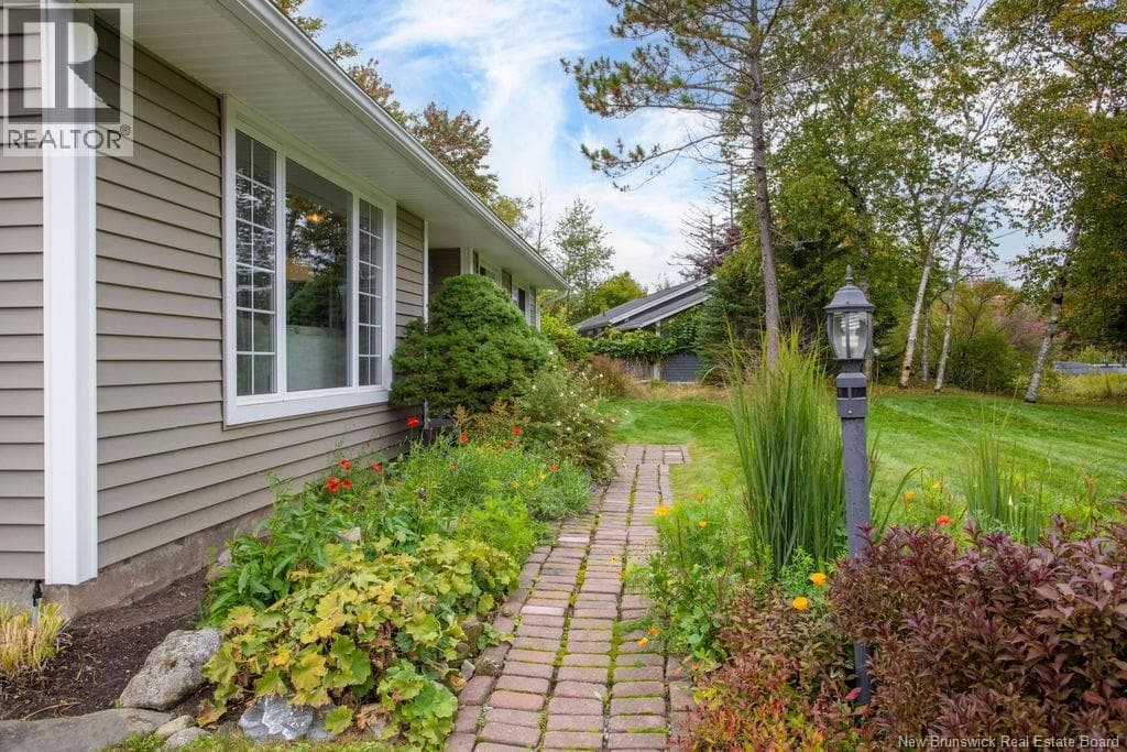 38 Forest Road, photo 36