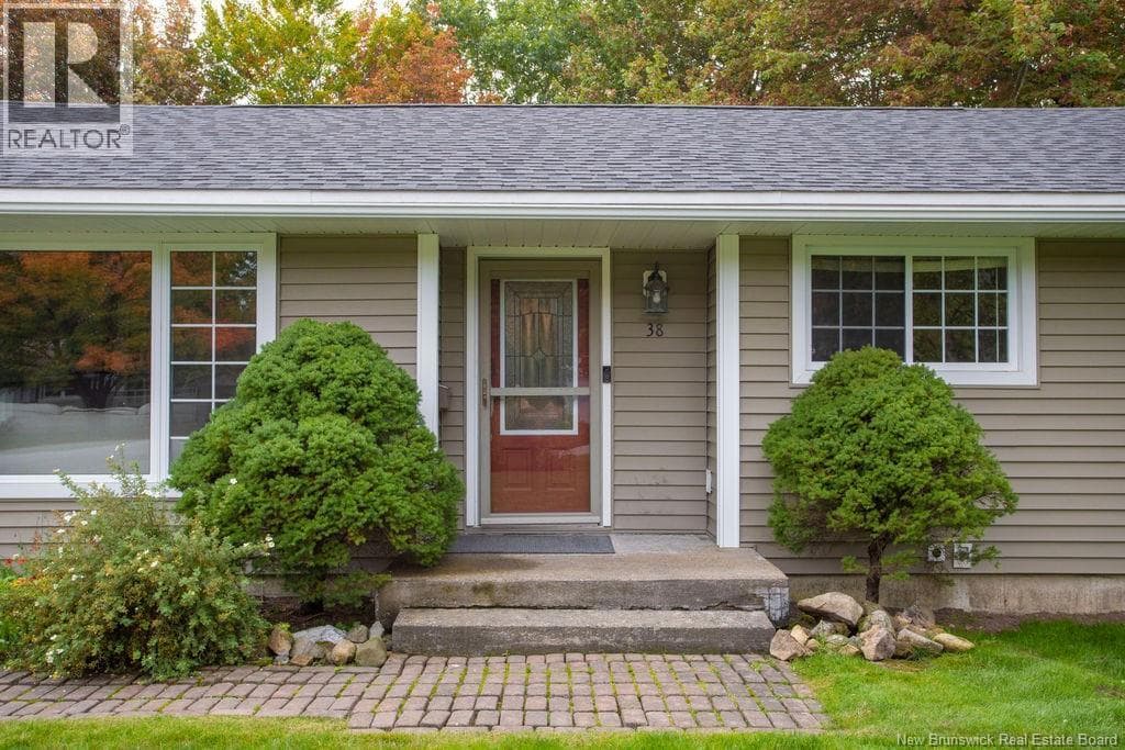 38 Forest Road, photo 35