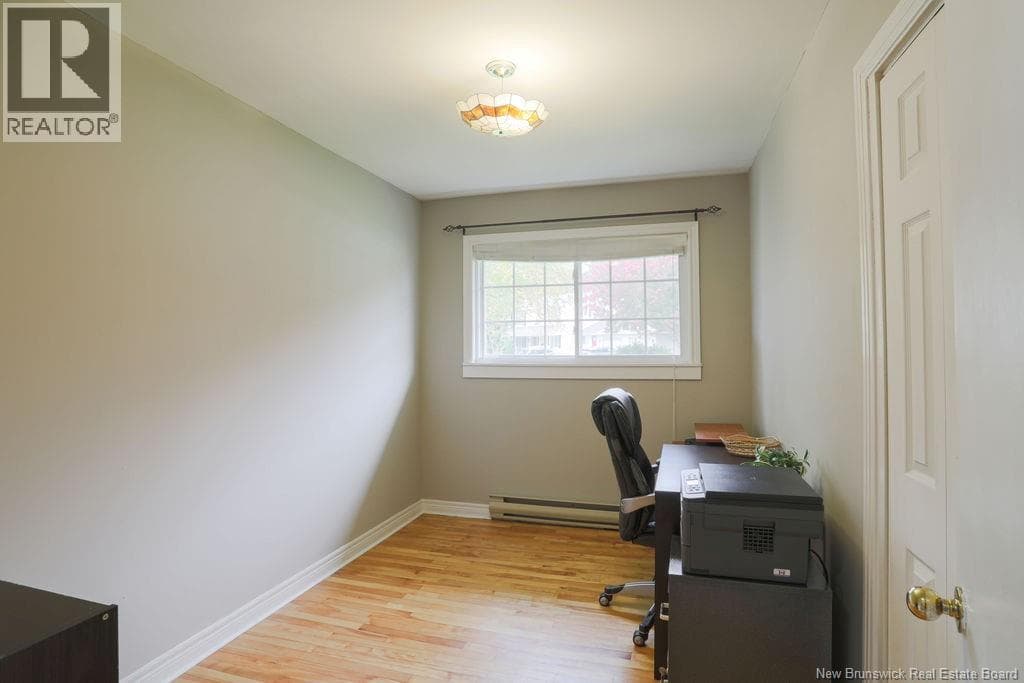 38 Forest Road, photo 23