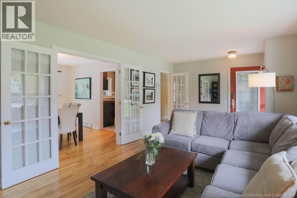 38 Forest Road, photo 3