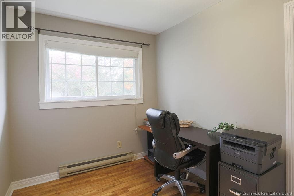 38 Forest Road, photo 24