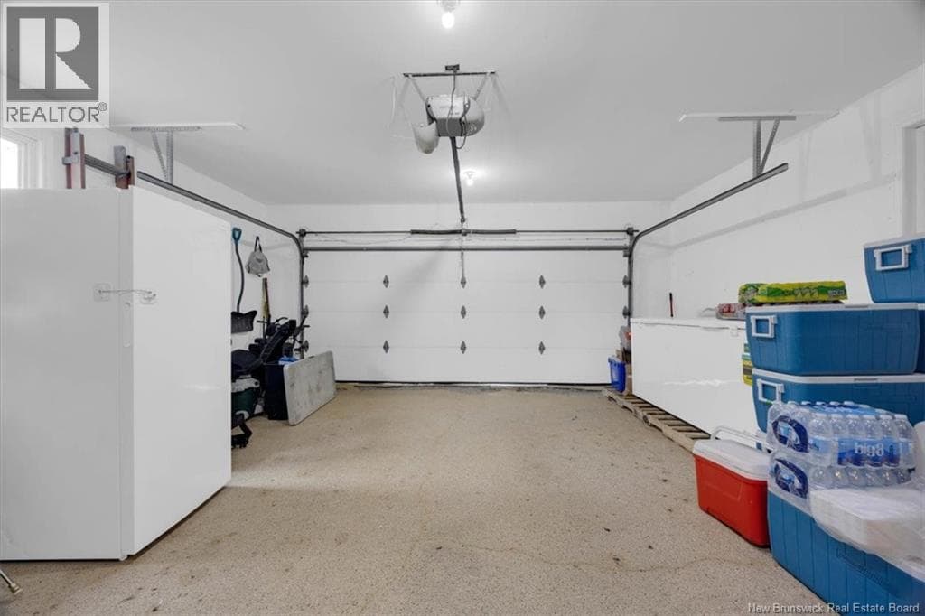 4 Hughes Crescent, photo 12