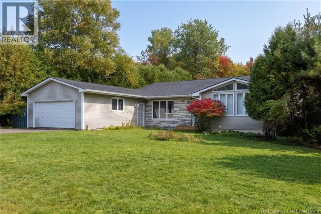 4 Hughes Crescent, photo 2