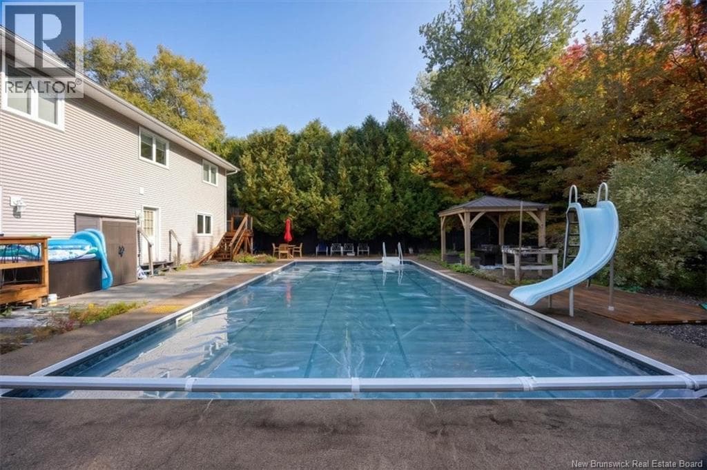 4 Hughes Crescent, photo 27