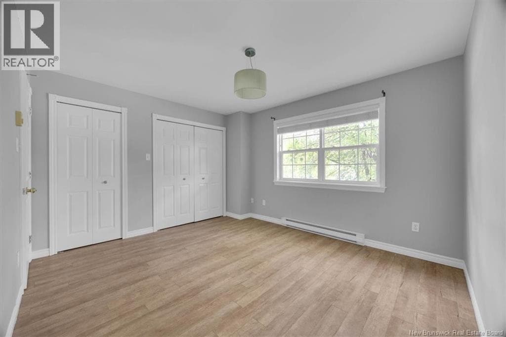 1 Tagish Road, photo 13