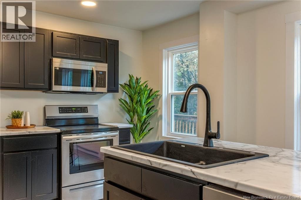 7 River Road, photo 10