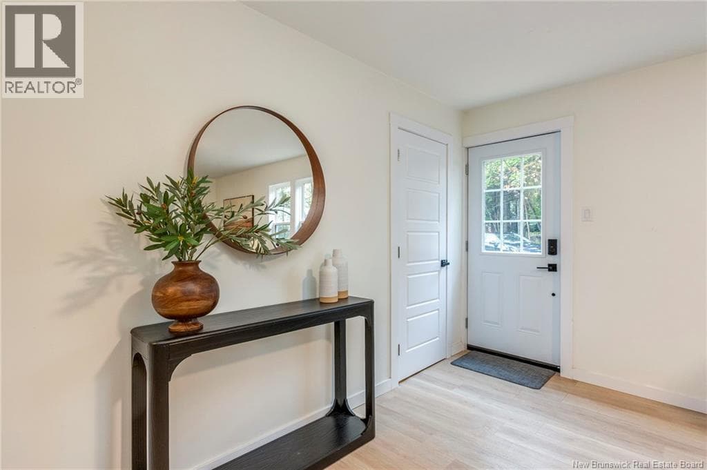 7 River Road, photo 2
