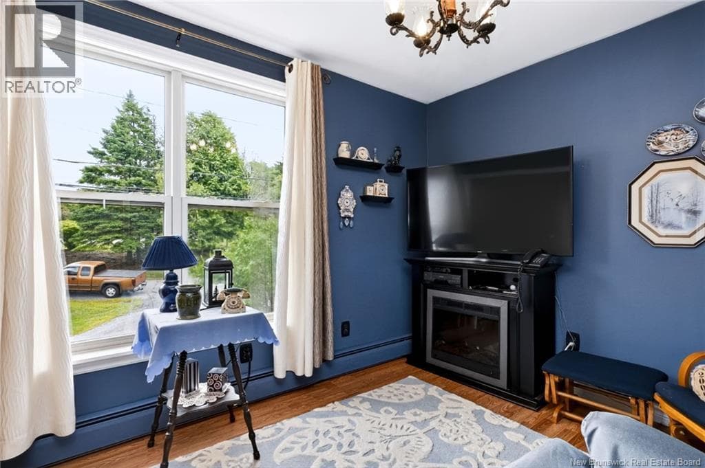 29 Hillhurst, photo 21