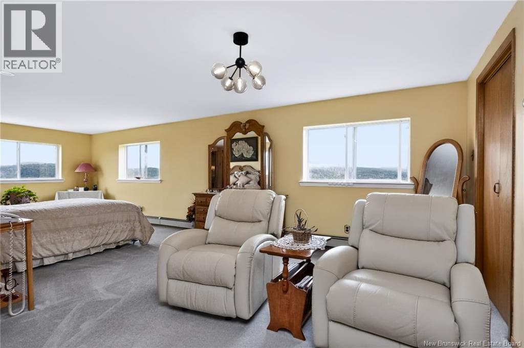 29 Hillhurst, photo 17
