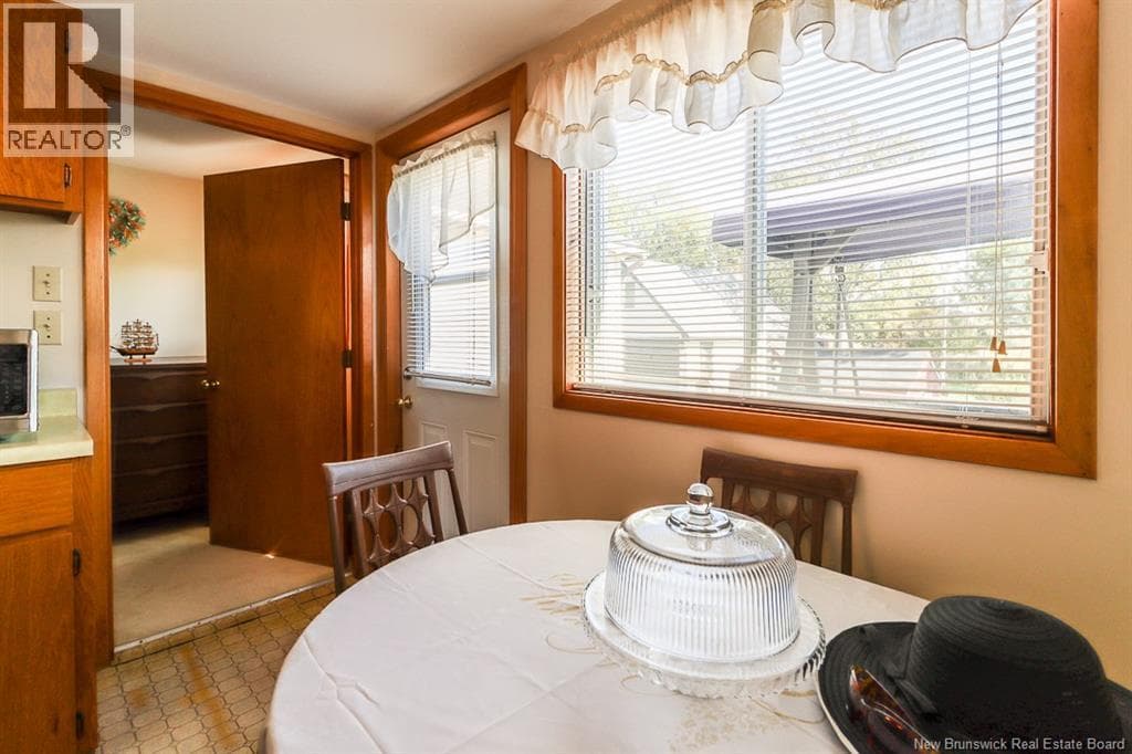 267 Milford Road, photo 13