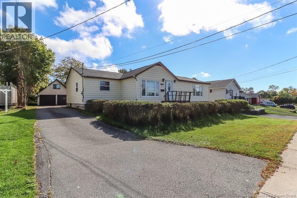 267 Milford Road, photo 3