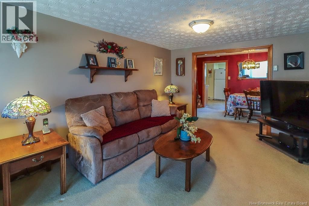 267 Milford Road, photo 5