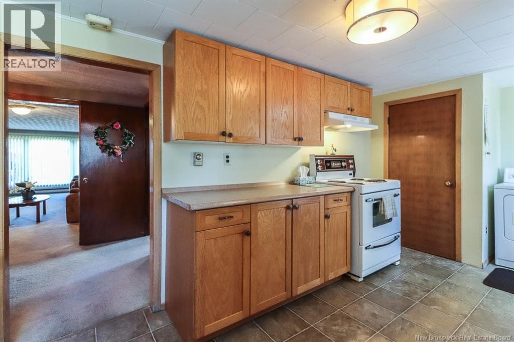 267 Milford Road, photo 11