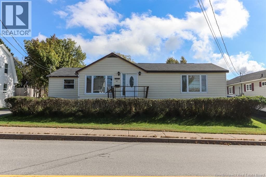 267 Milford Road, photo 2