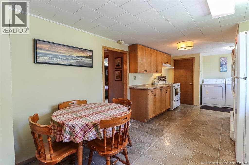 267 Milford Road, photo 10