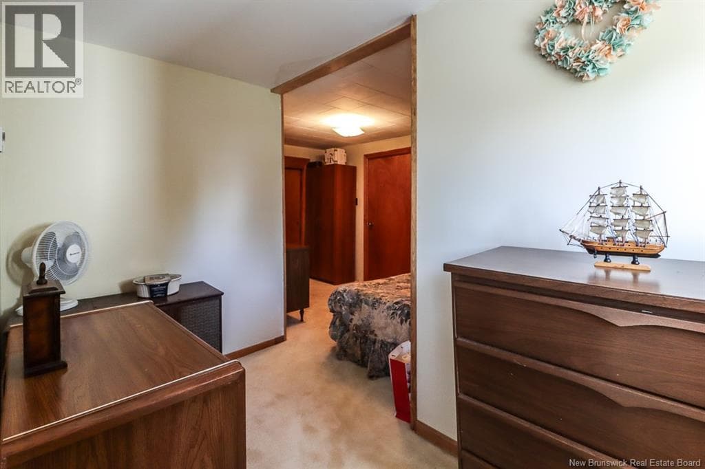 267 Milford Road, photo 15