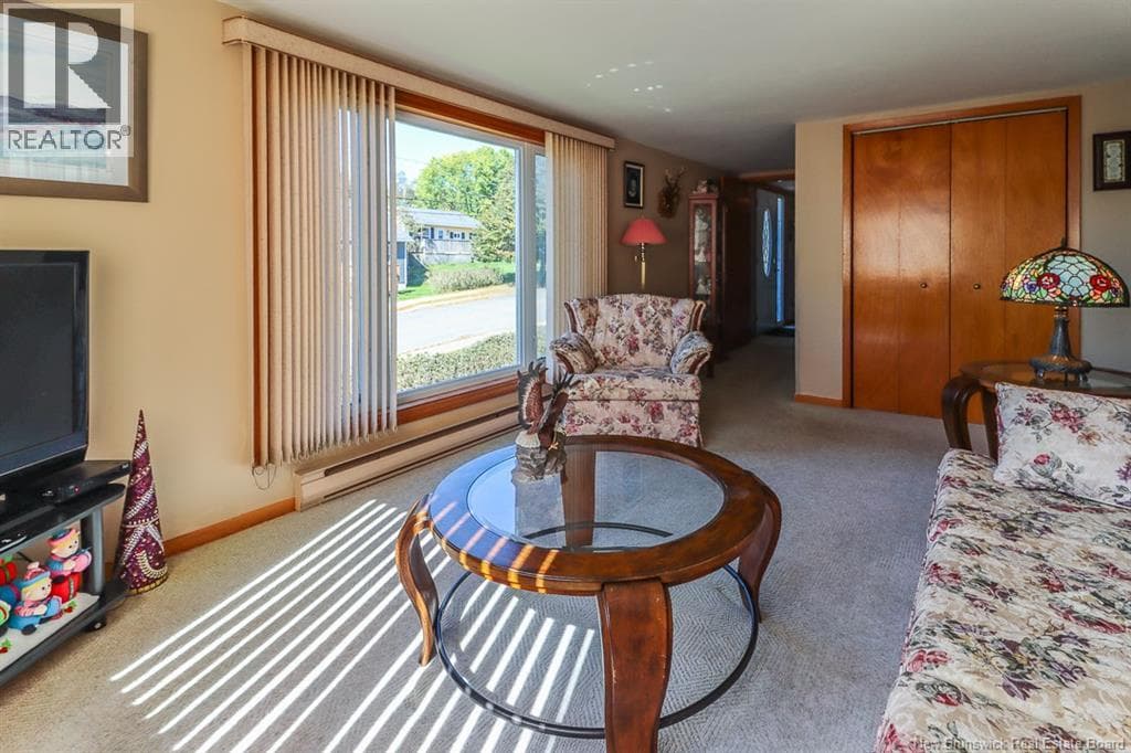 267 Milford Road, photo 21