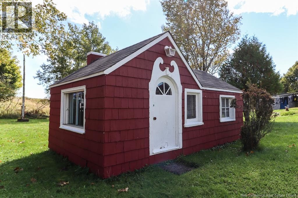 267 Milford Road, photo 30