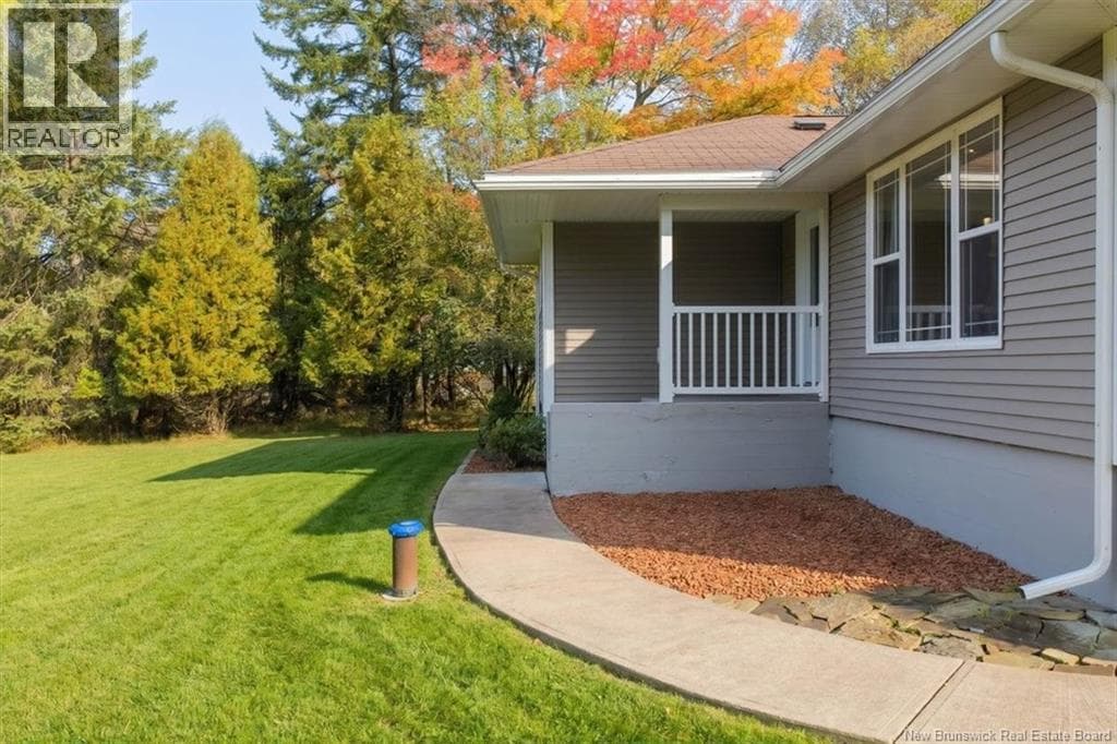 222 Gondola Point Road, photo 3