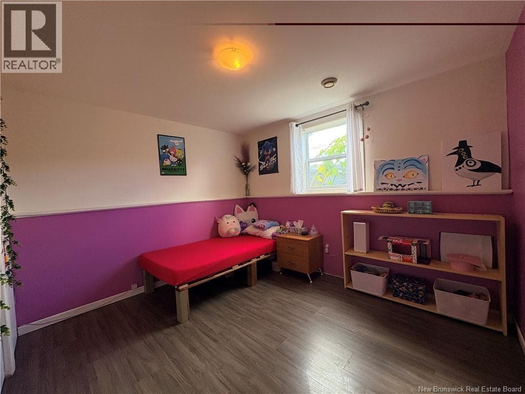 18 Partellow Street, photo 17