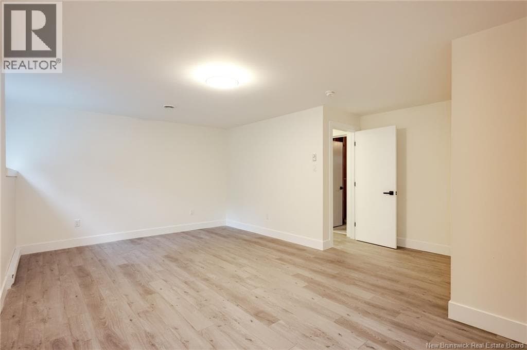 168 Vincent Road, photo 36