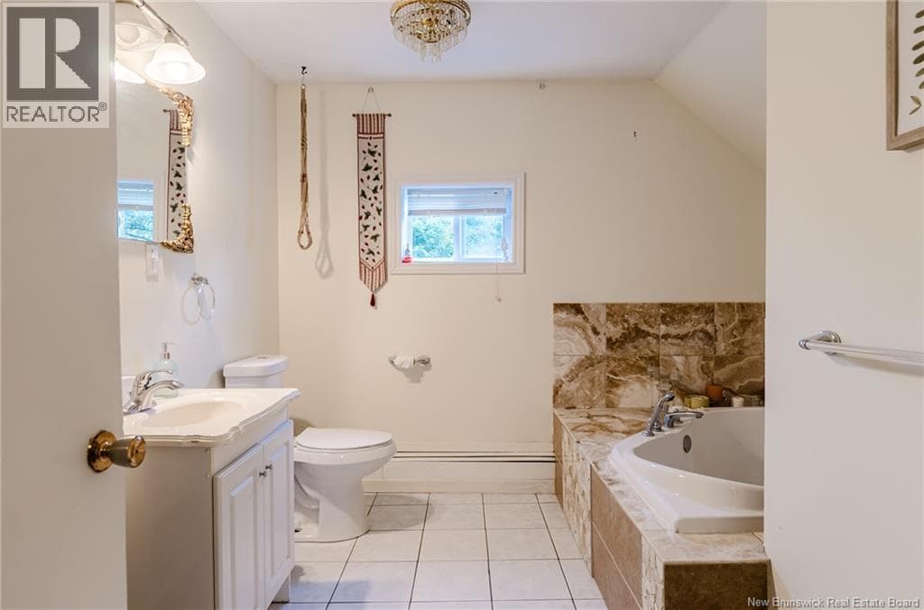 2740 Loch Lomond Road, photo 20