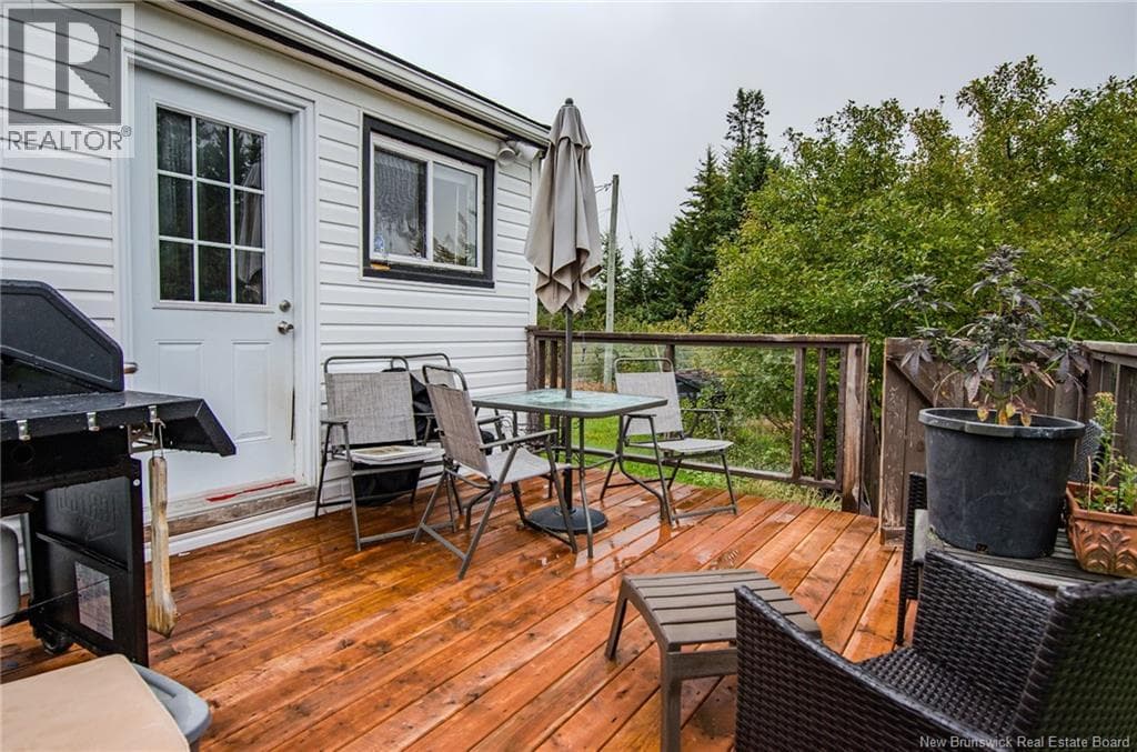 2740 Loch Lomond Road, photo 29