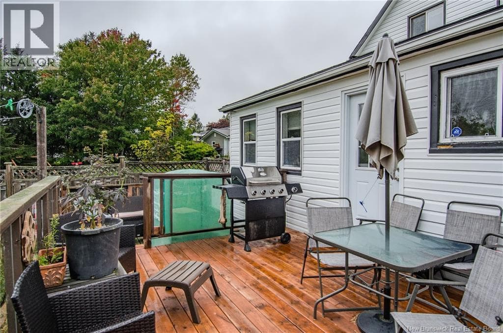2740 Loch Lomond Road, photo 30