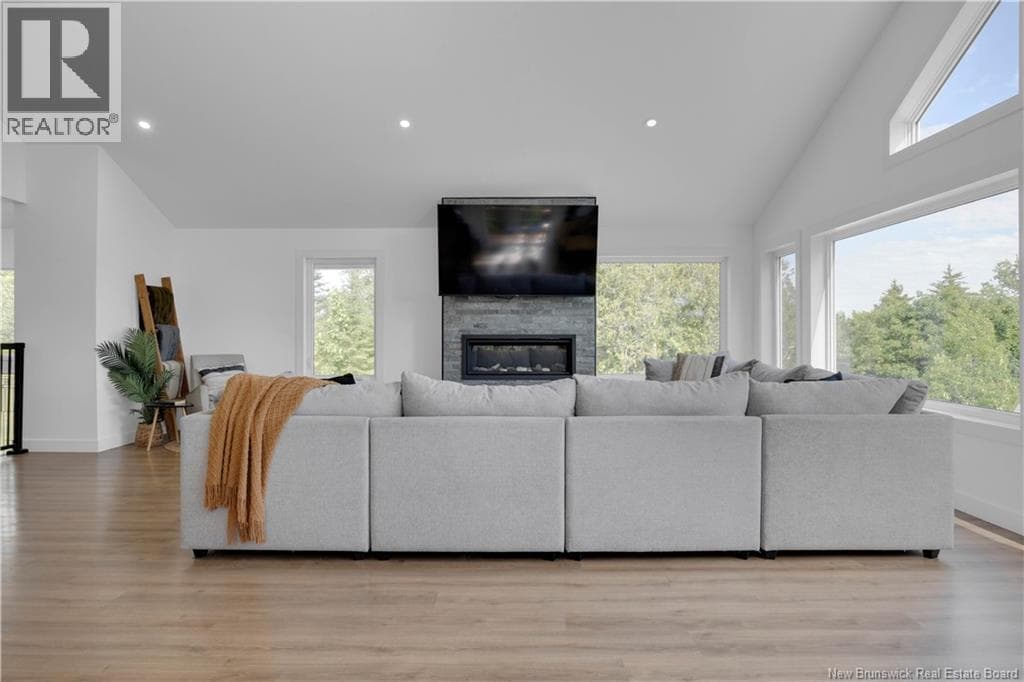 34 Maple Hill Lane, photo 14