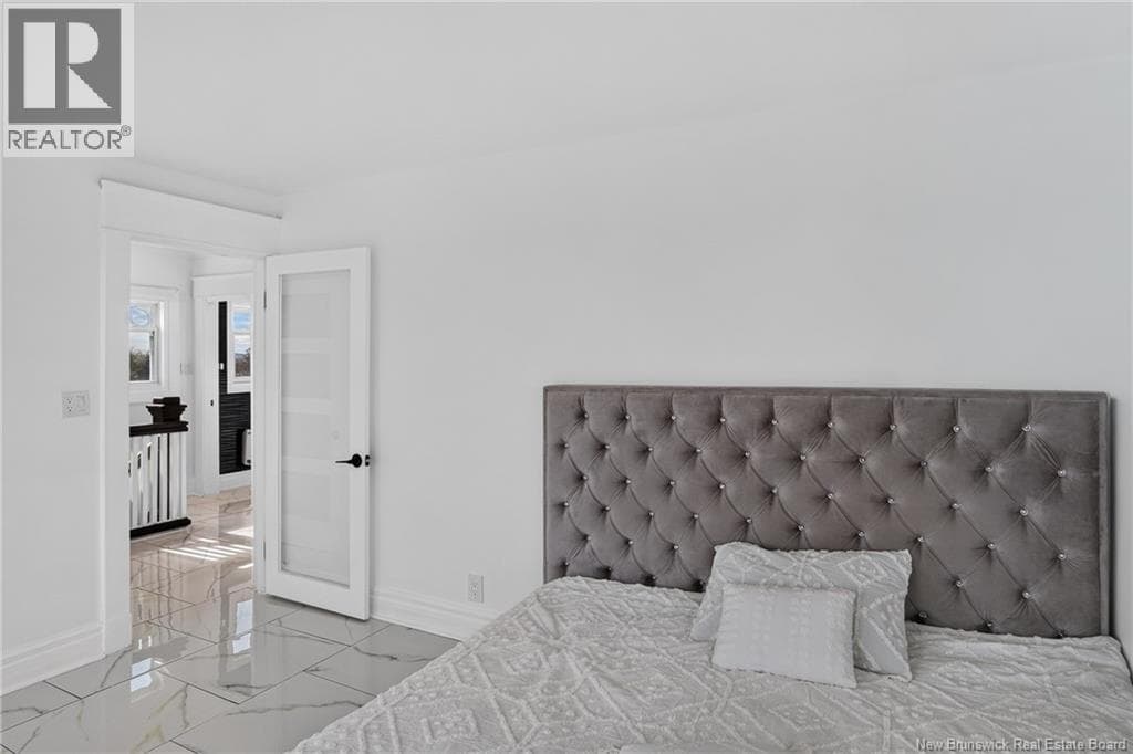 677 Fundy Drive, photo 30