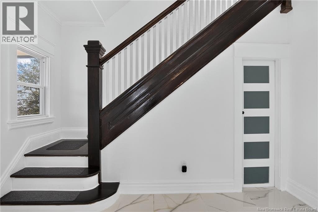 677 Fundy Drive, photo 24