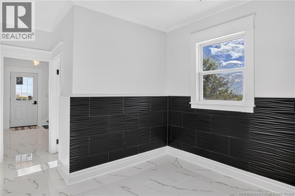 677 Fundy Drive, photo 17