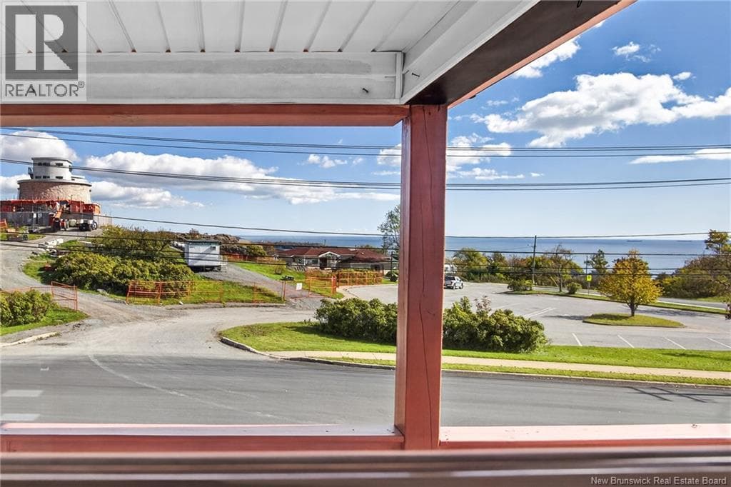 677 Fundy Drive, photo 25